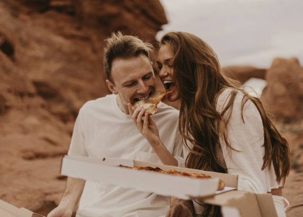 Sarah Hall Photography_Montrose Colorado Photographer_Moab Utah Photographer_Moab Engagement pics_Arches Photoshoot_Destination Engagement Photos, Destination Photographer, Moab Arches, Pizza Photoshoot