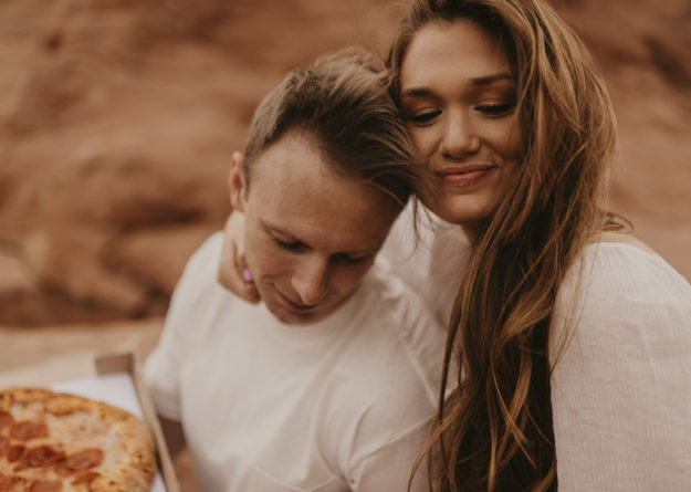 Sarah Hall Photography_Montrose Colorado Photographer_Moab Utah Photographer_Moab Engagement pics_Arches Photoshoot_Destination Engagement Photos, Destination Photographer, Moab Arches, Pizza Photoshoot